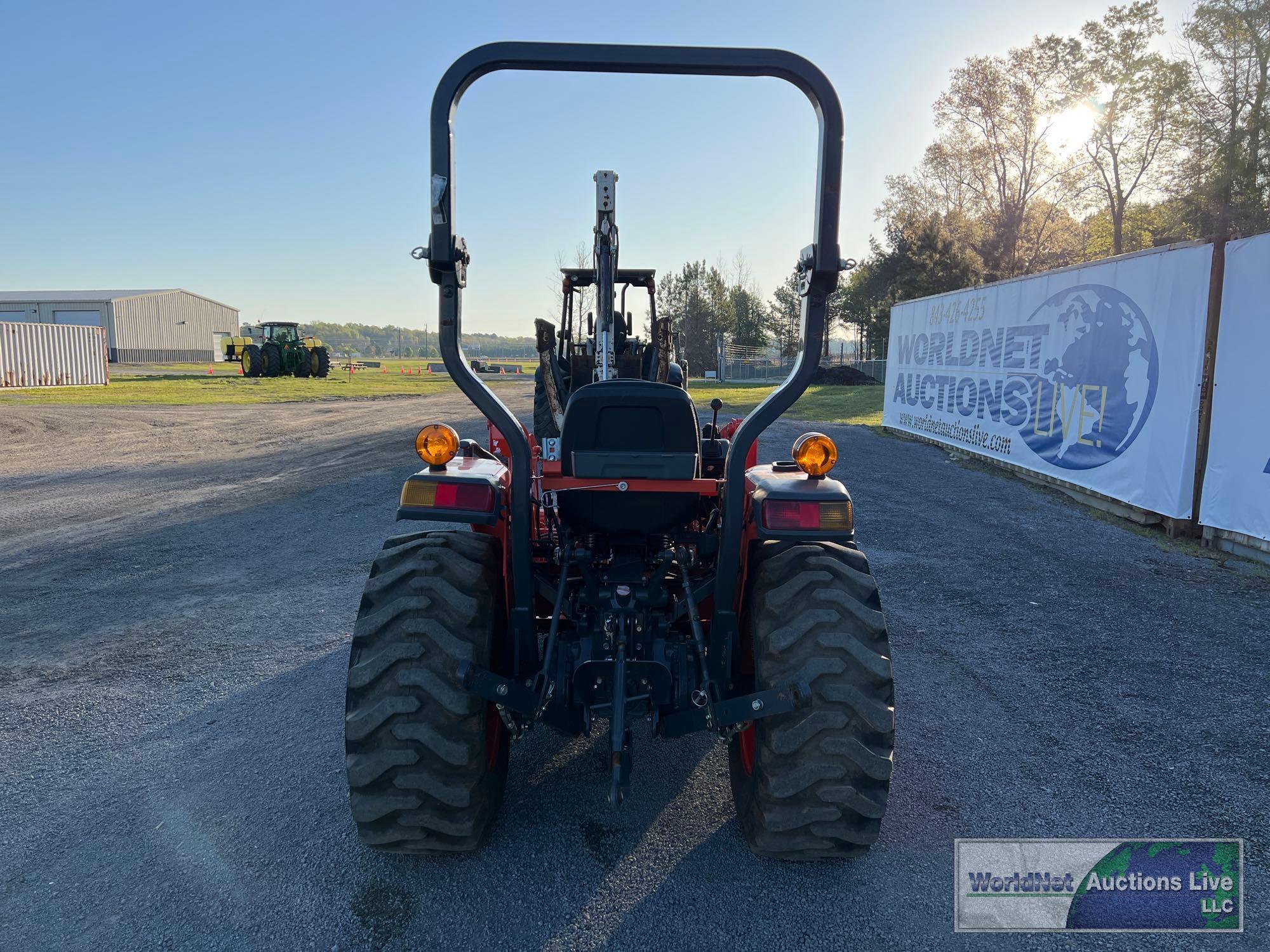 2017 KUBOTA L3301D COMPACT UTILITY TRACTOR SN-69948