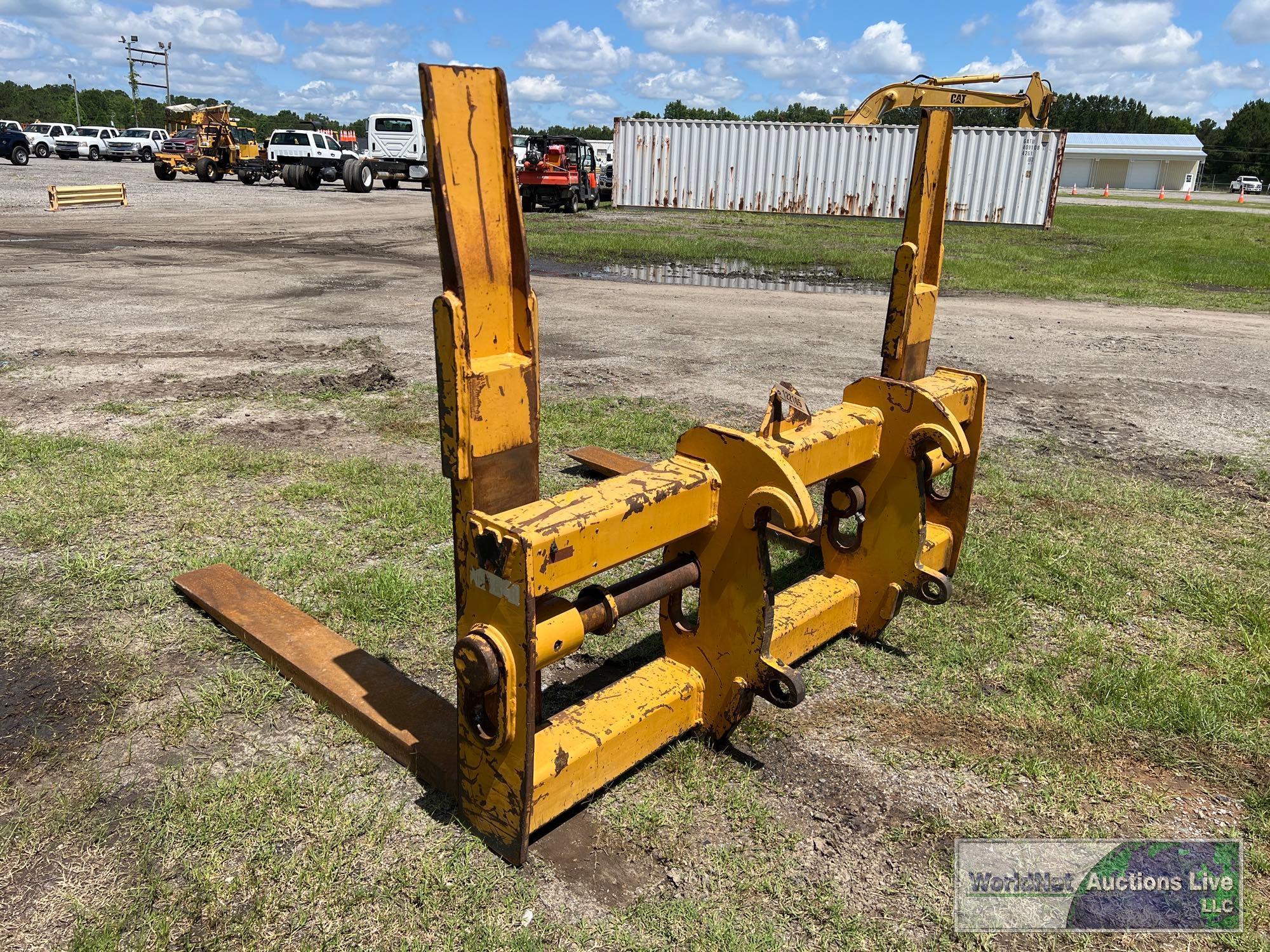 QUICK CONNECT WHEEL LOADER FORKS ATTACHMENT