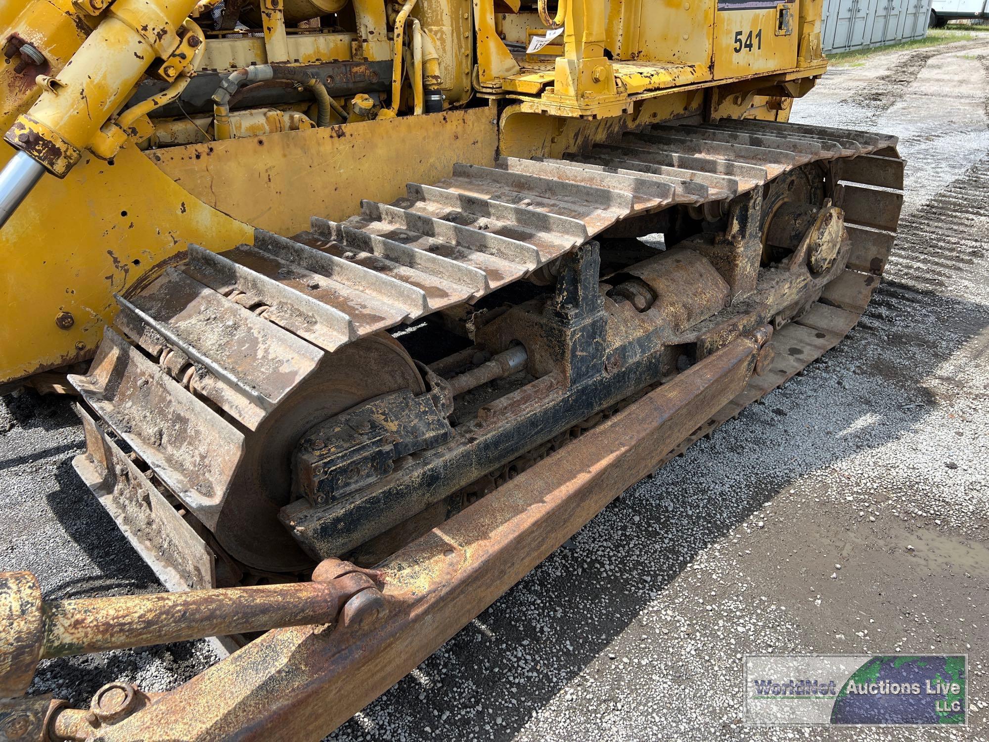 CATERPILLAR D5B CRAWLER DOZER SN-8P2150