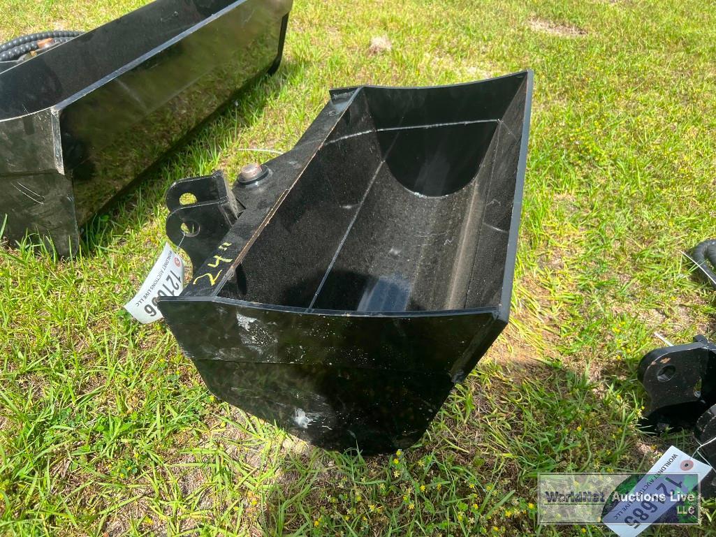 24" MIVA HYDRAULIC TILT BUCKET MINI EXCAVATOR ATTACHMENT