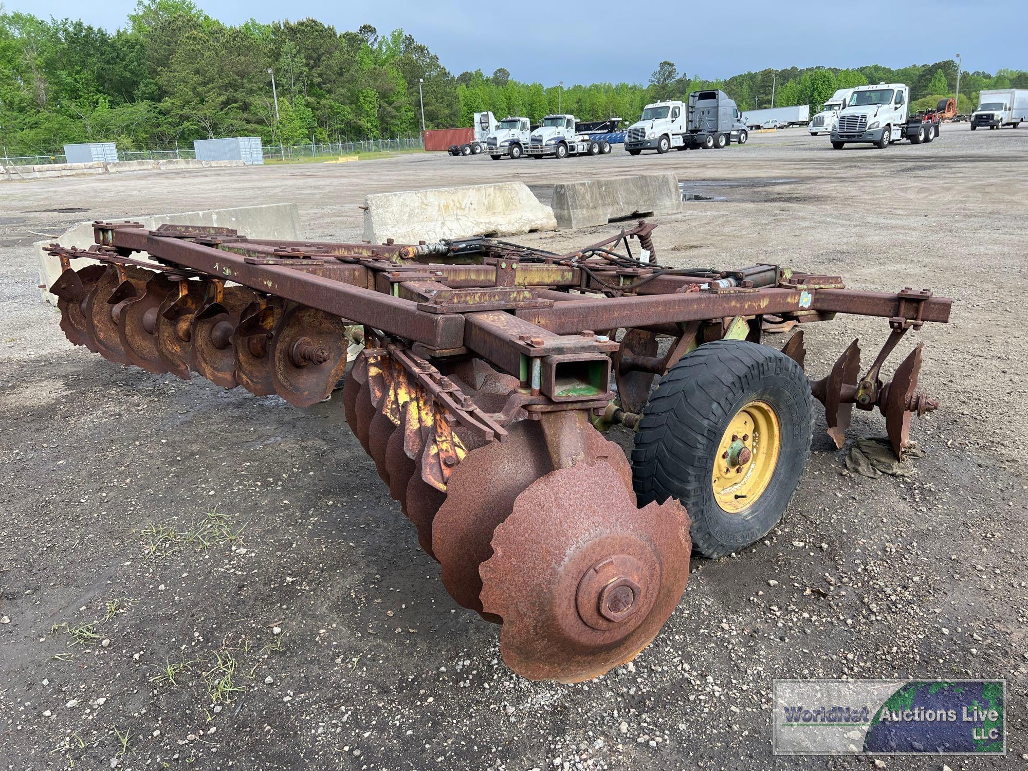 JOHN DEERE 14' DISC HARROW