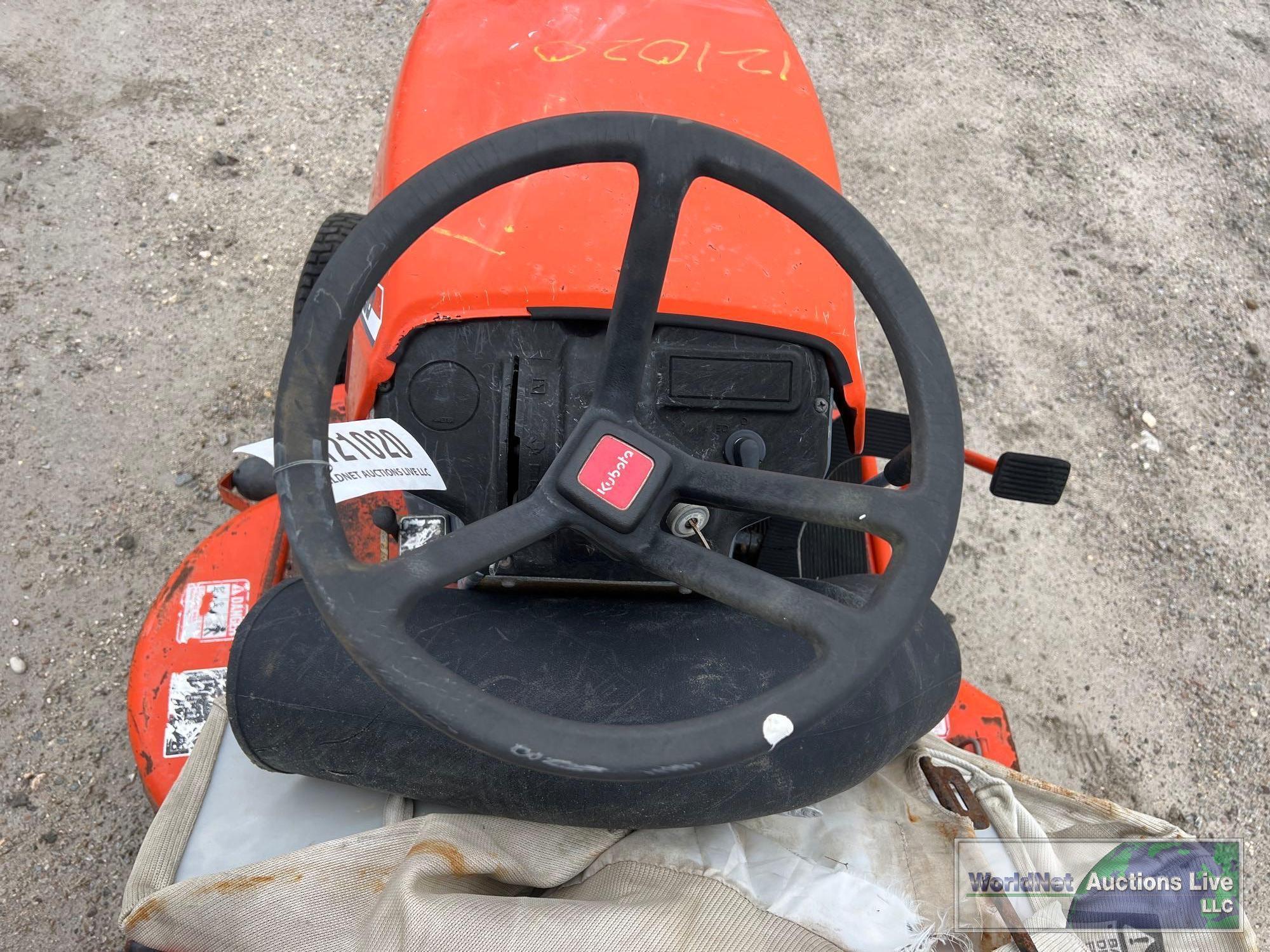 KUBOTA T1400 LAWN TRACTOR **NON-RUNNER**