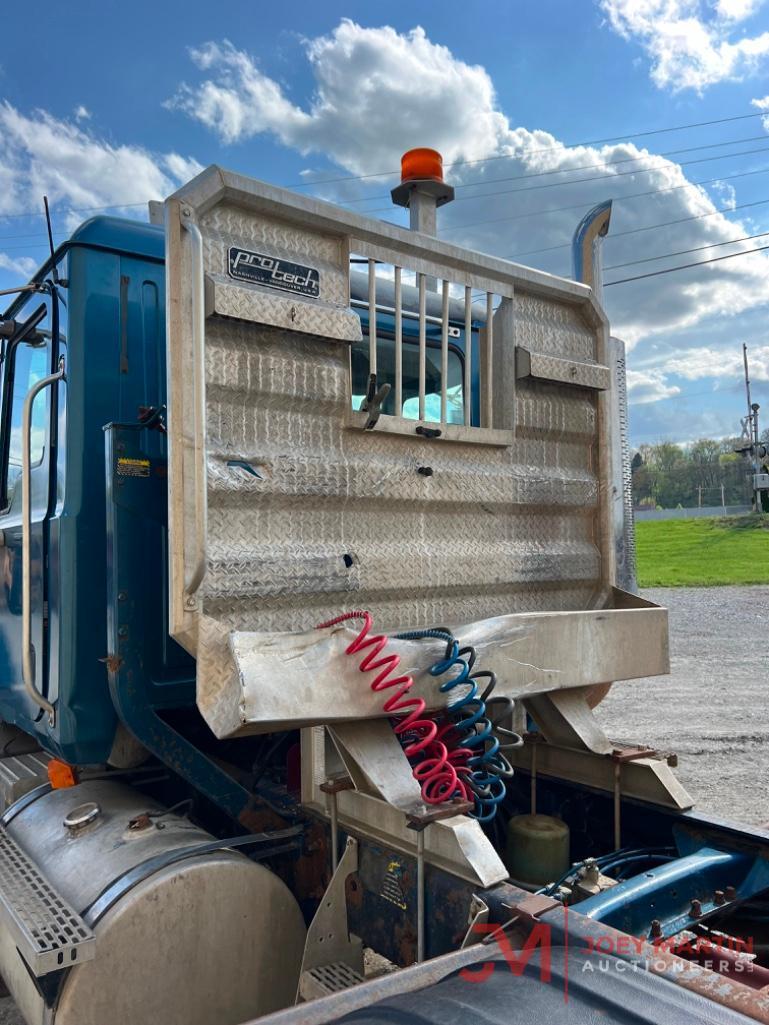 2006 MACK CL733 DAY CAB TRUCK TRACTOR