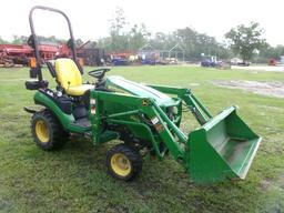 (7588)  John Deere 1025R Tractor