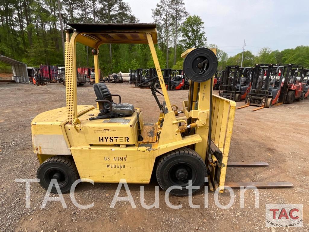 Hyster H40XLM 4000lb Diesel Forklift