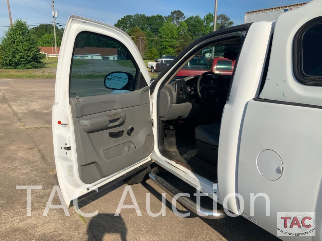 2009 Chevrolet Silverado 3500 4x4 Pickup Truck