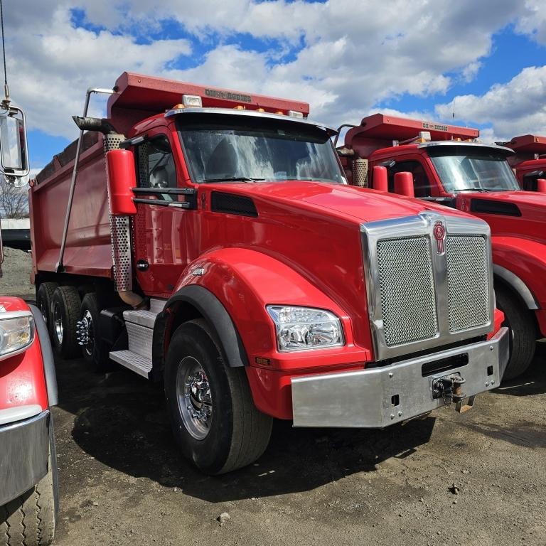 2018 Kenworth T880 Dump Truck