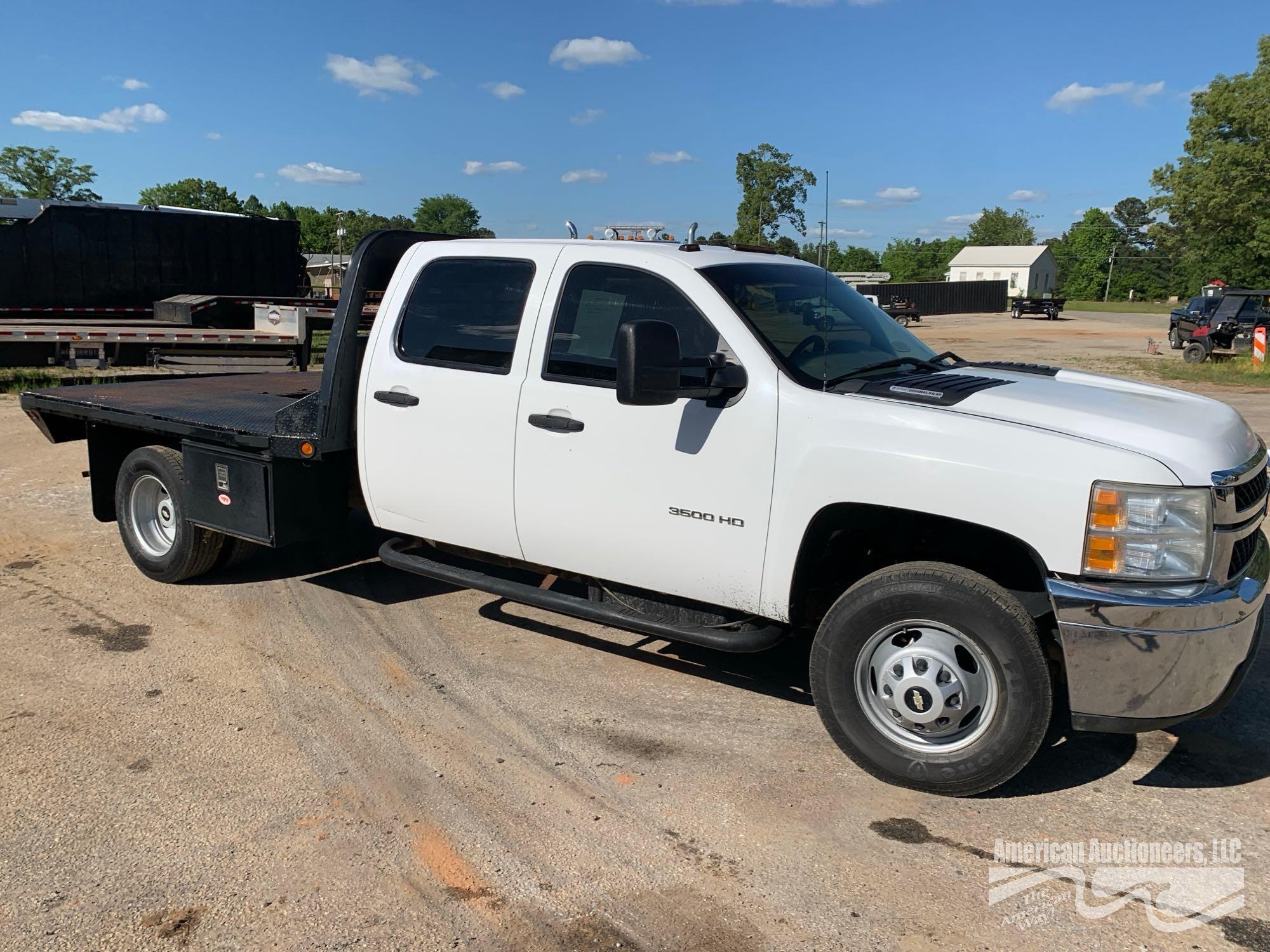 2013 CHEVROLET SILVERADO PICKUP TRUCK