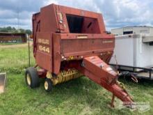 NEW HOLLAND 644 ROLL BALER