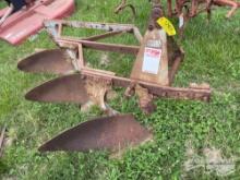 3PTH FORD 3 BOTTOM PLOW