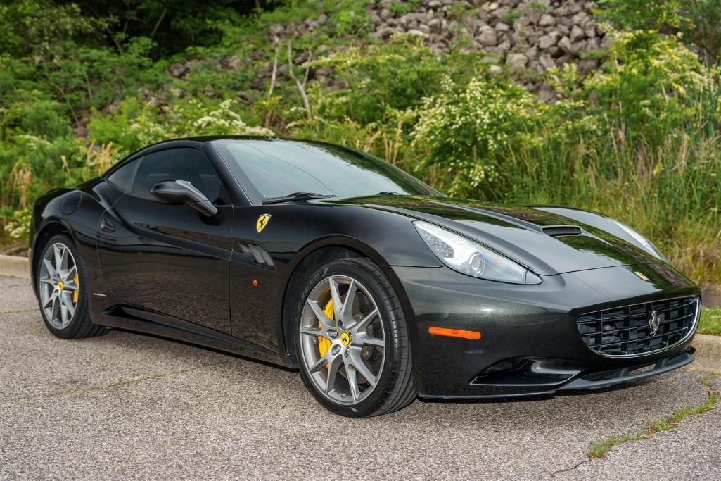 2013 FERRARI CALIFORNIA