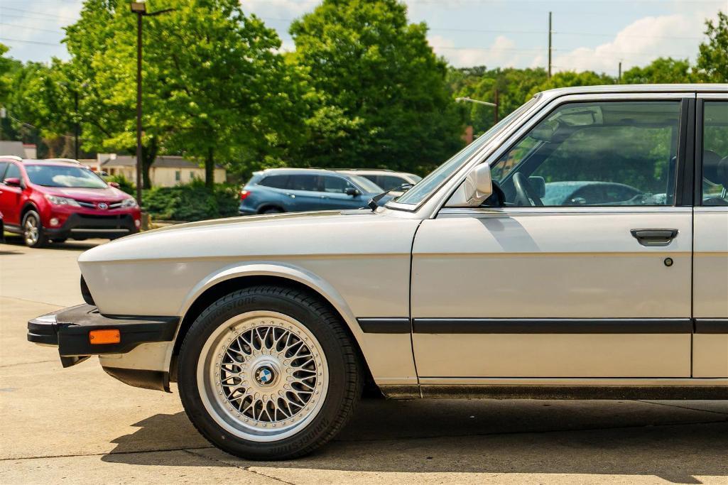 1986 BMW 528E