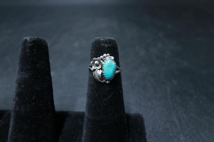 Sterling Silver & Turquoise Ring