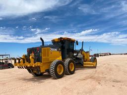 2019 John Deere 772GP Motor Grader