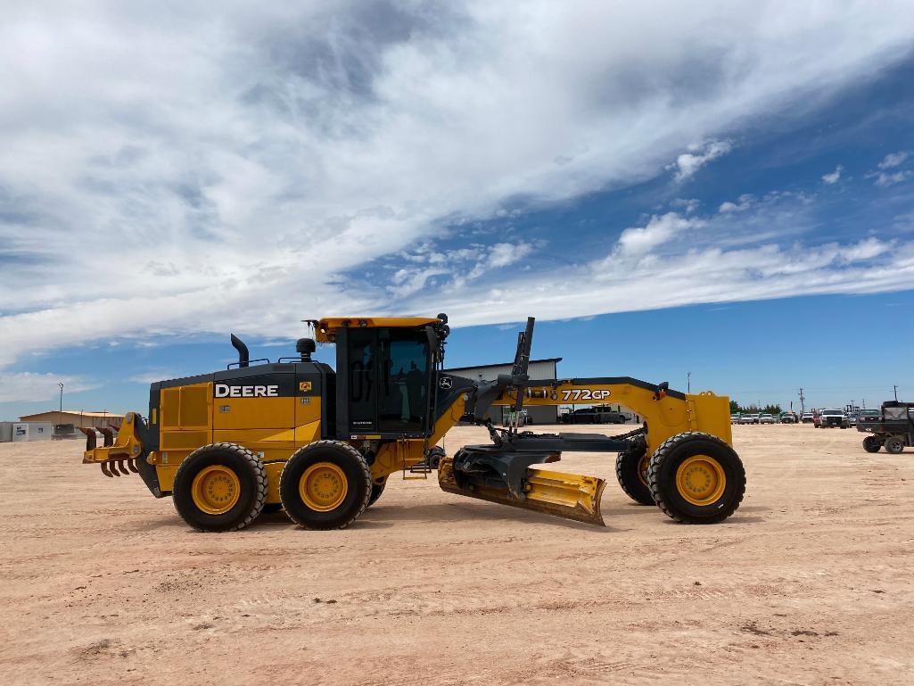 2019 John Deere 772GP Motor Grader