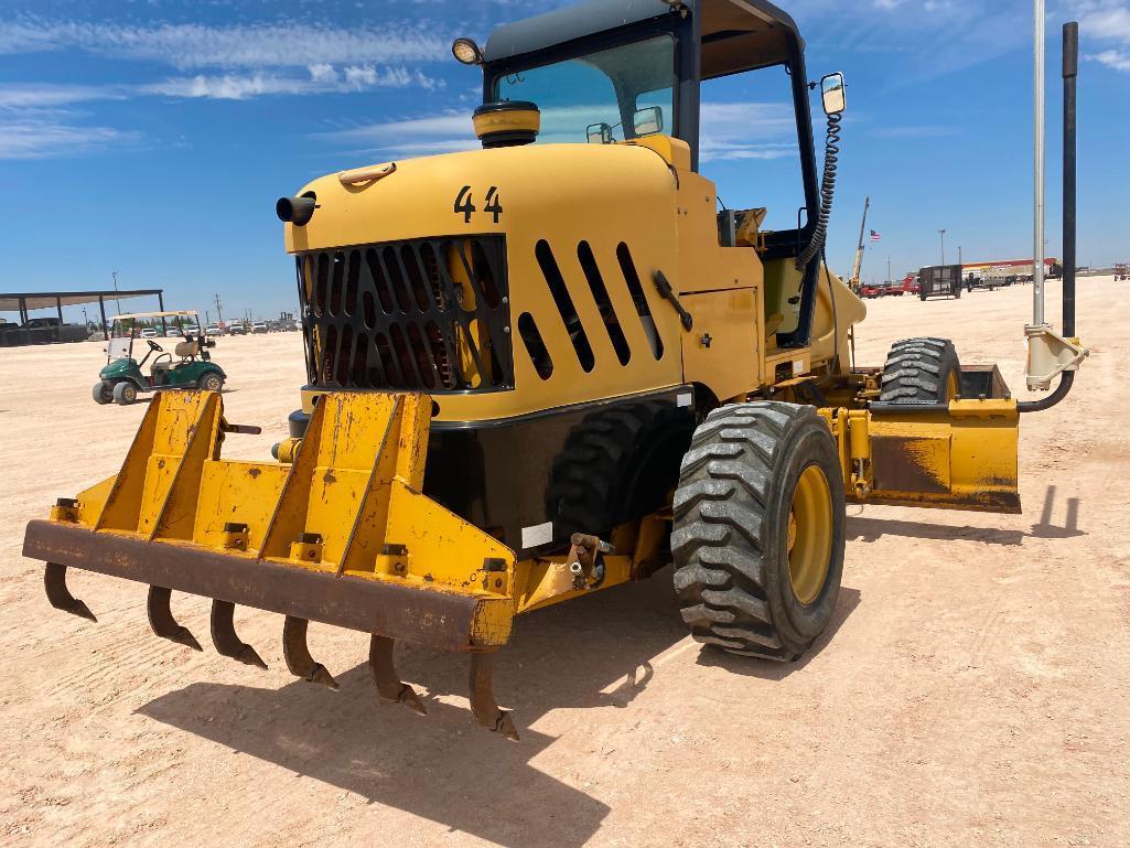 PSI M413XT Motor Grader