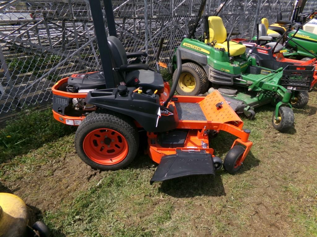 Kubota Z-122 Zero Turn w/48'' Deck, 22 Hp. Briggs & Stratton Engine, 151 Ho