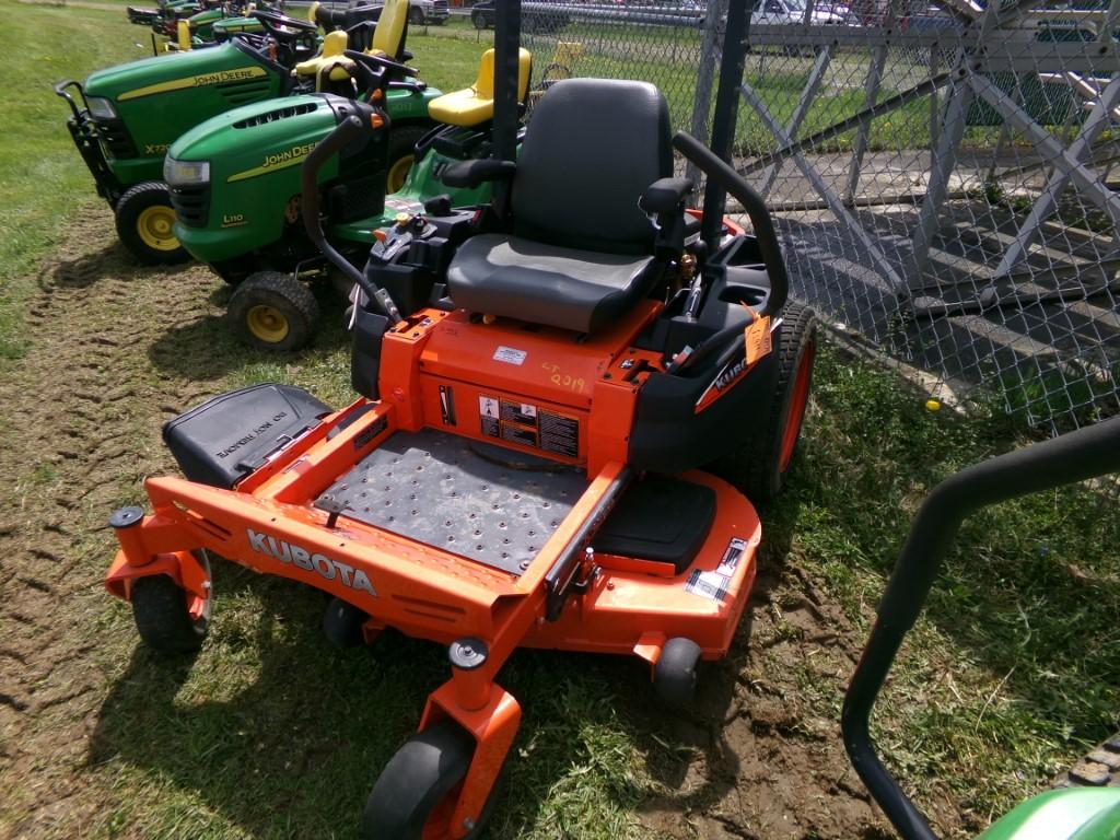 Kubota Z-122 Zero Turn w/48'' Deck, 22 Hp. Briggs & Stratton Engine, 151 Ho