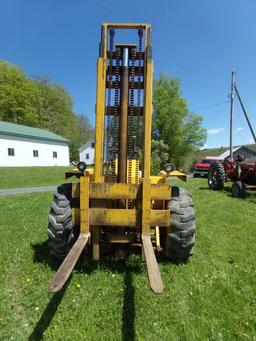 International 4500 Series B Forklift, 48'' Forks, Side Shift, Diesel, Works