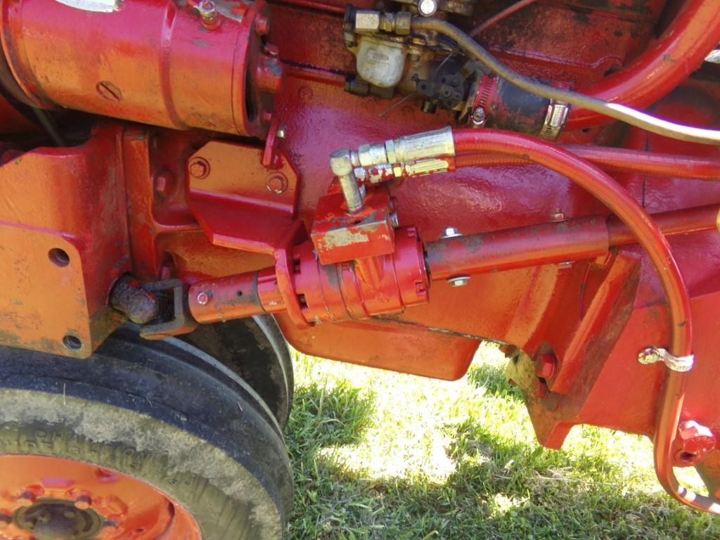 McCormick Farmall 340, Tri-Cycle, Power Steering, Gas, Quick Hitch With Dra