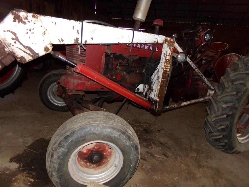 Farmall H Tractor w/Factory Wide Front End, Belt Pully, Rear Hyds, Exc. Rea