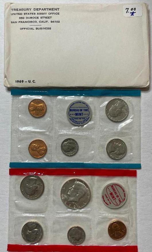 1968-1972, 1976, 1976 3 piece & 1986 US Mint sets (8 sets total).