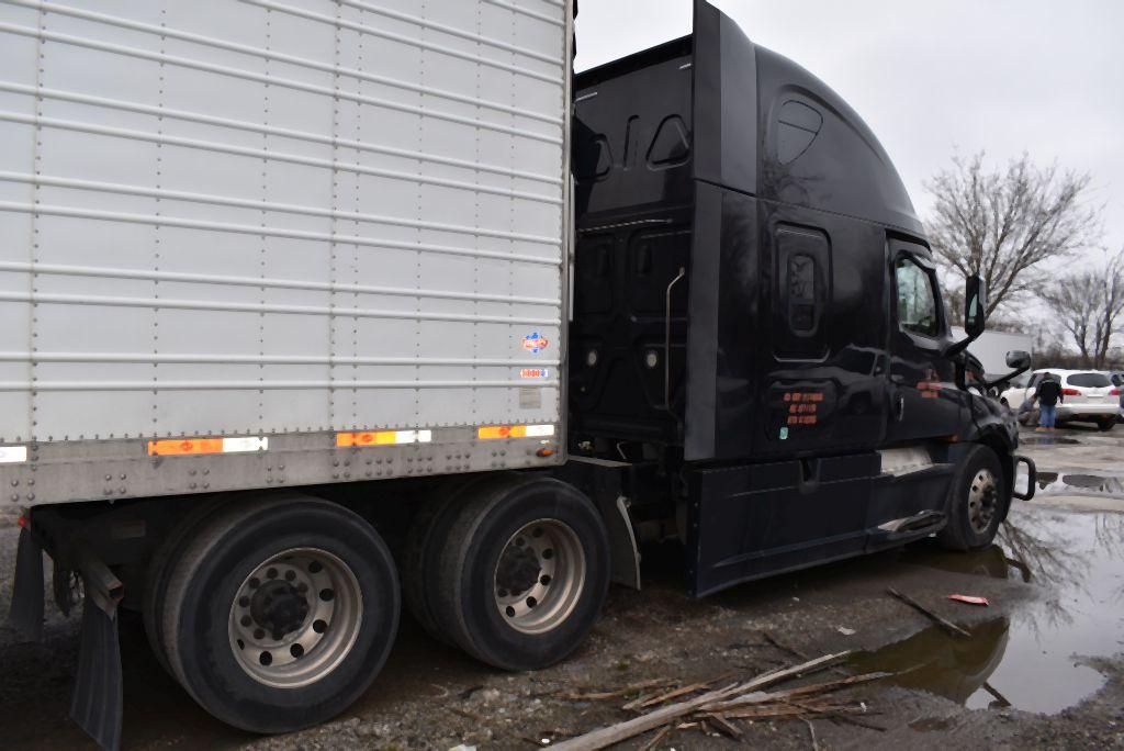 (2020) #003 FREIGHTLINER TANDEM AXLE SEMI-TRACTOR TRUCK,