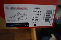 PAIR OF Specialized BODY GEOMETRY BIKE SHOES, SIZE 44EU, 28.3CM,