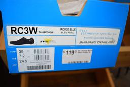 PAIR OF SHIMANO BIKE SHOES, MODEL DYNALAST RC3W,