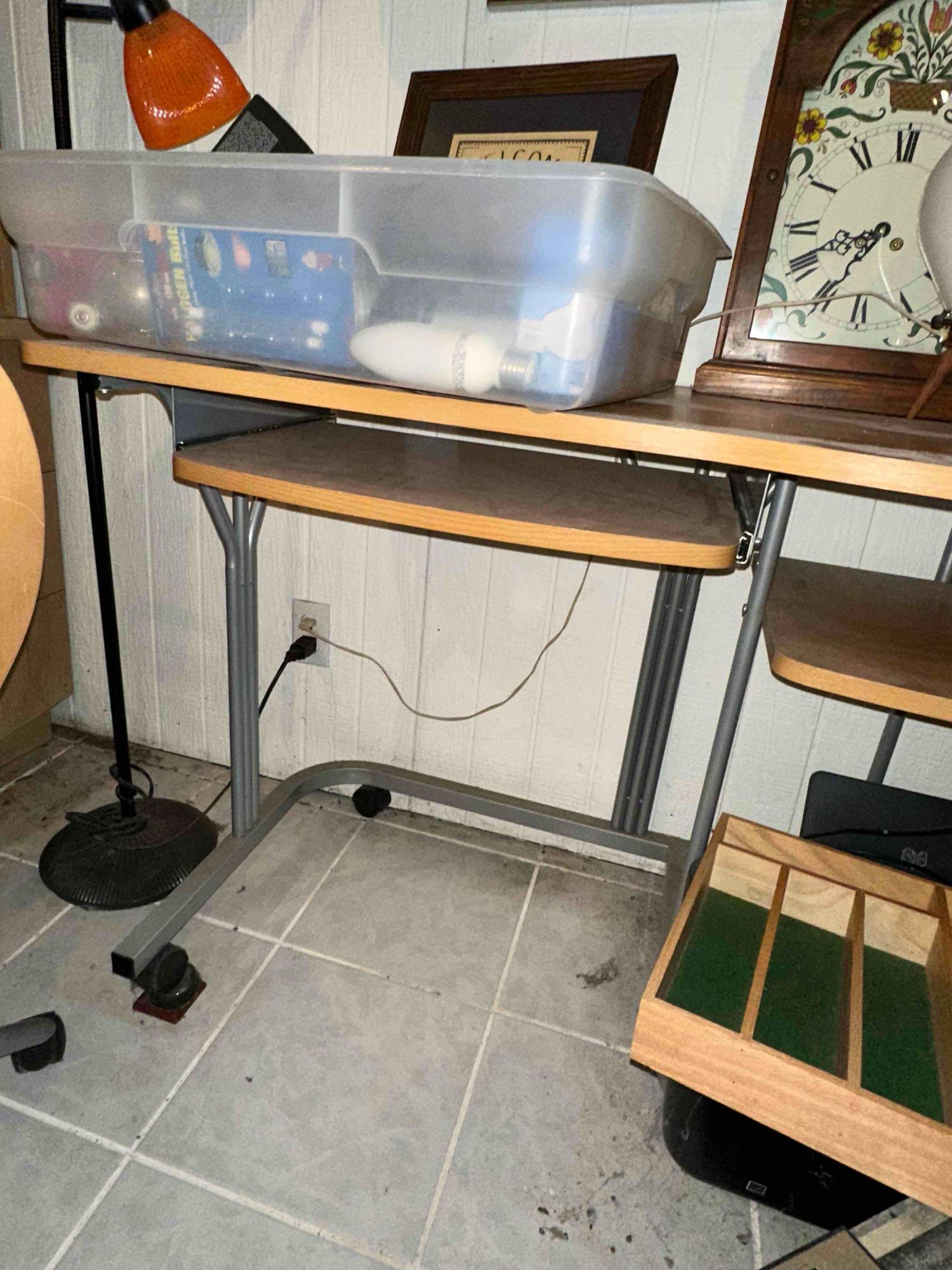 Nice blonde wood desk and roller chair 4x2? plus!