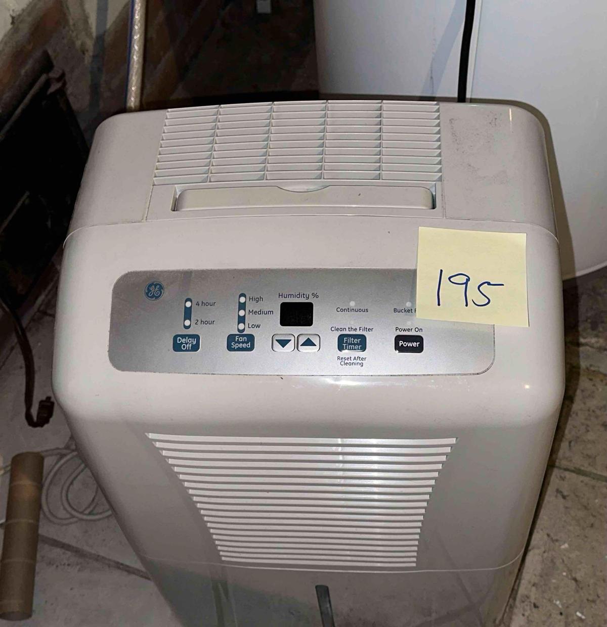 GE DEHUMIDIFIER