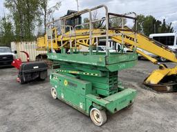 2000 MEC 3247-ES Scissor Lift