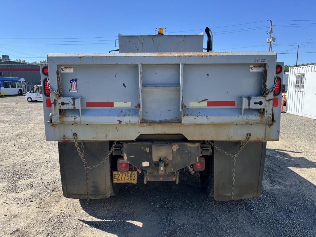 2009 International 7500 S/A Dump Truck