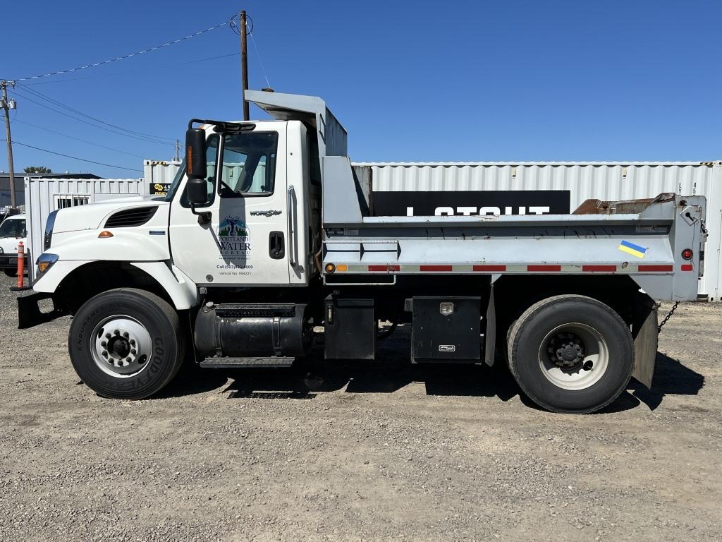 2009 International 7500 S/A Dump Truck