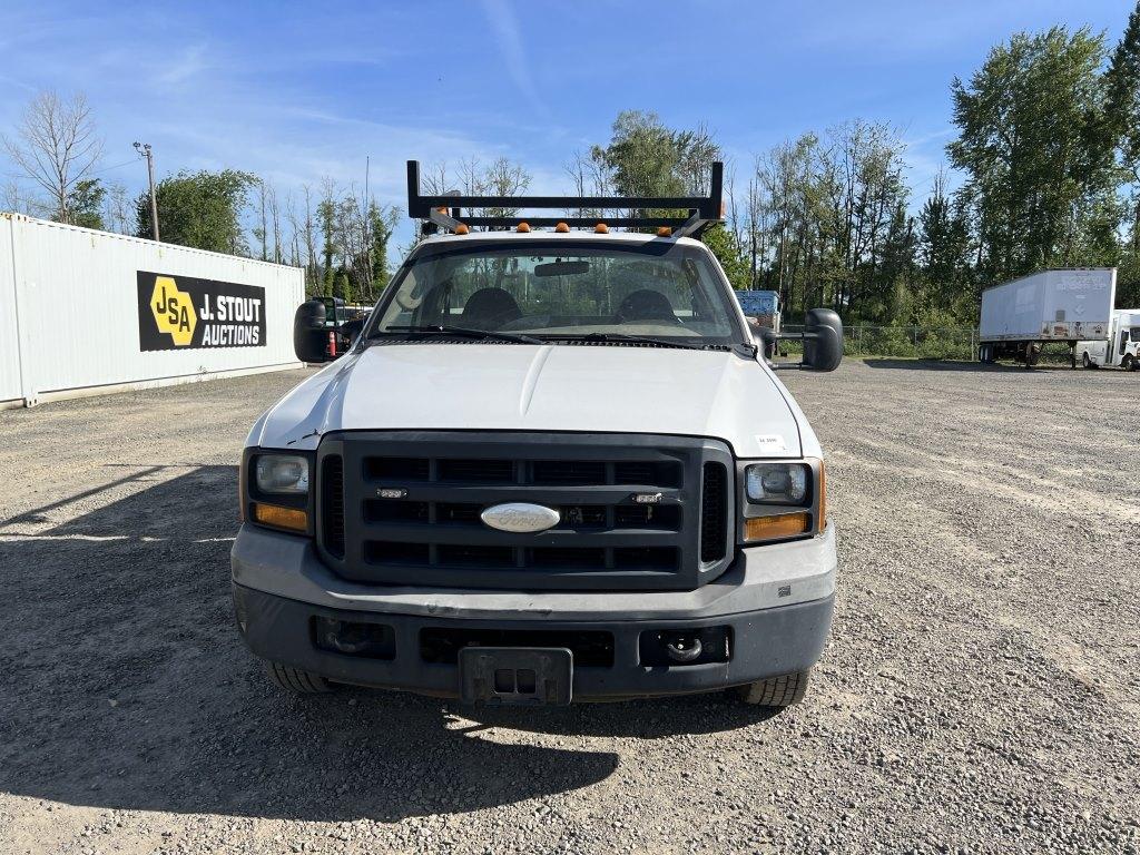 2006 Ford F350 XL SD Utility Truck