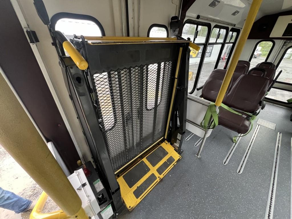 2012 Chevrolet C4500 Paratransit Bus