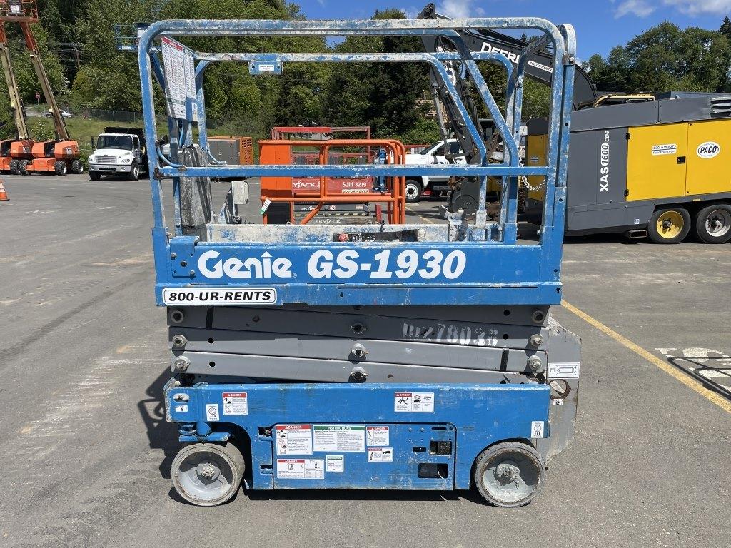 2014 Genie GS-1930 Scissor Lift