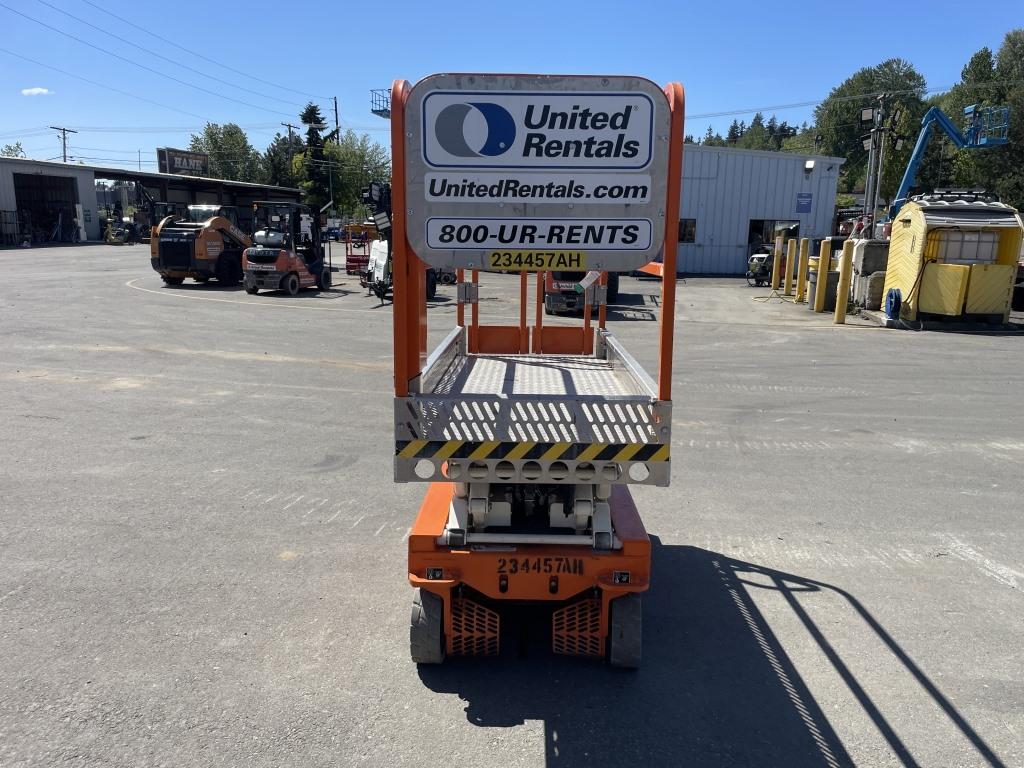 2019 Snorkel S3215L Scissor Lift