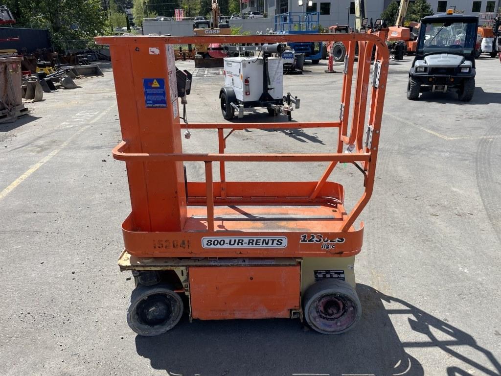 2015 JLG 1230ES Vertical Mast Lift