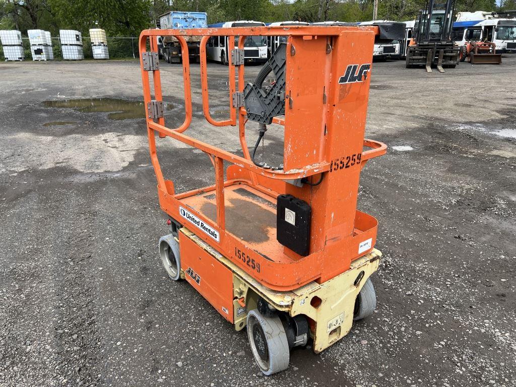 2015 JLG 1230ES Vertical Mast Lift