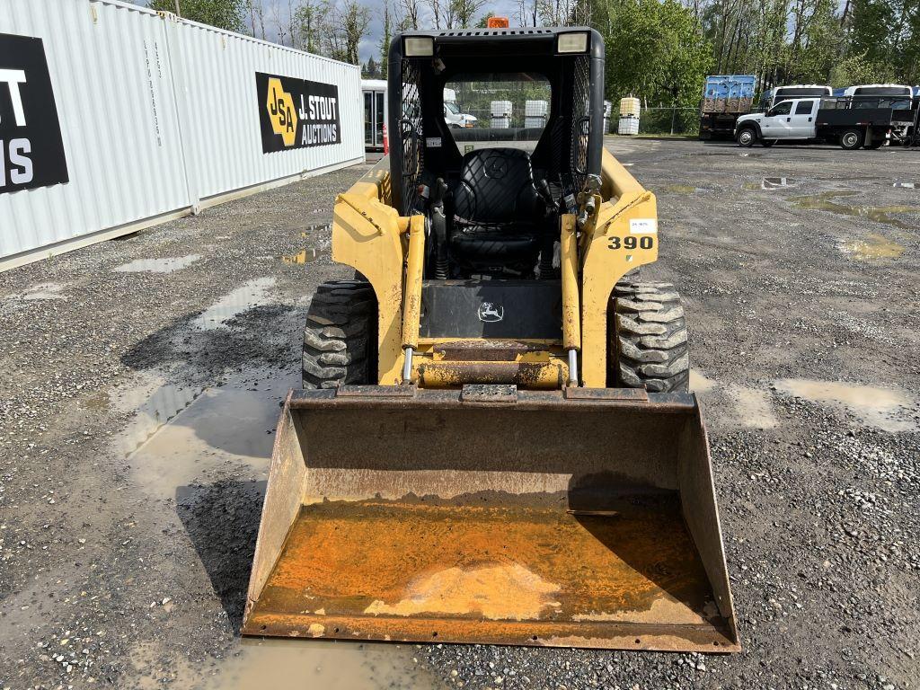 2003 John Deere 250 Skidsteer Loader