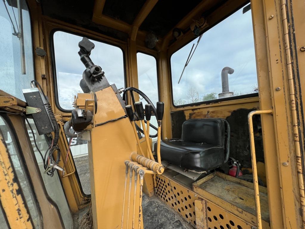 1987 Dresser A566E Motorgrader