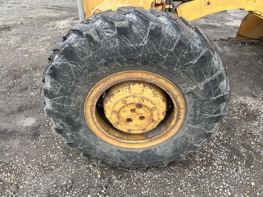 1987 Dresser A566E Motorgrader