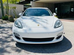 2011 Porsche Panamera 4DR