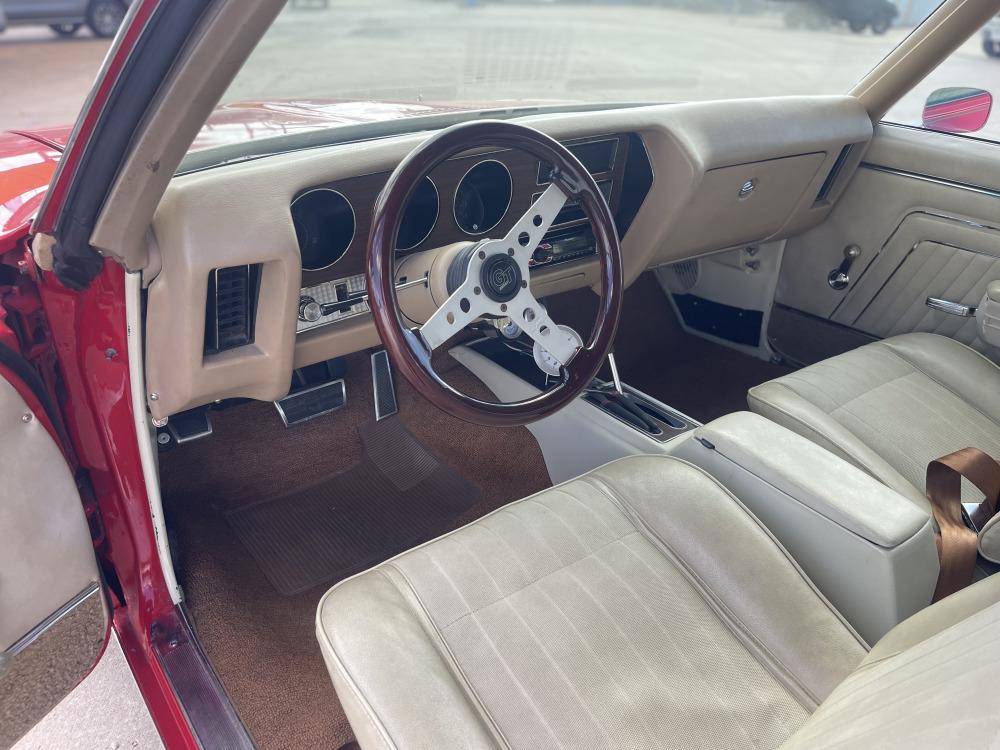 1970 Pontiac LeMans Sedan