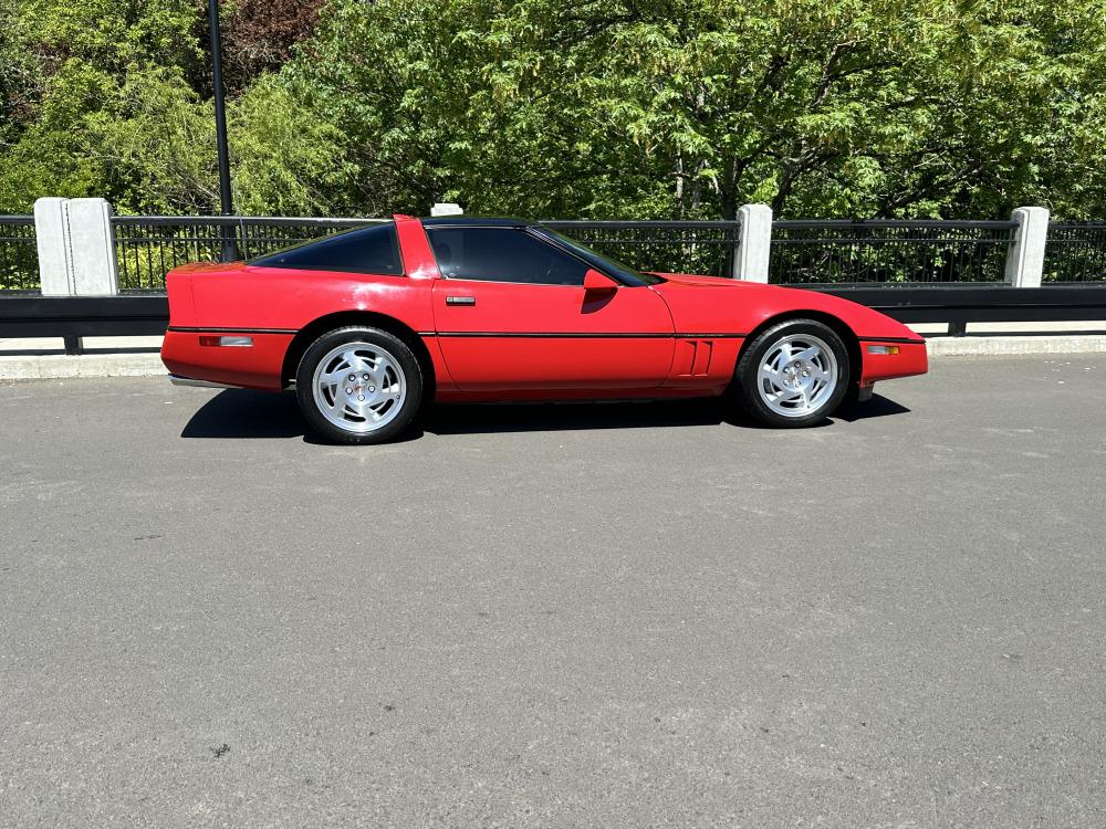 1990 Chevrolet Corvette Coupe  21K ORIGINAL MILES