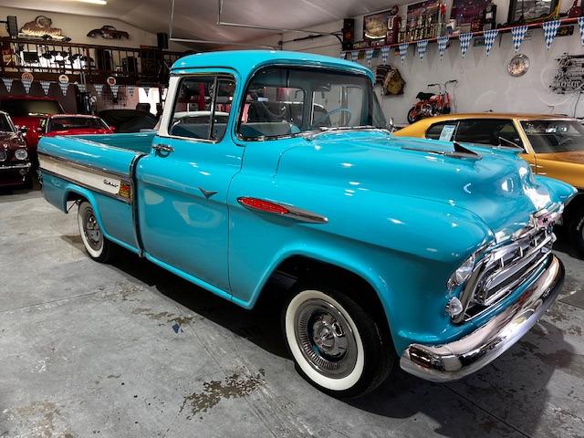 1957 Chevrolet 3124 Cameo pickup