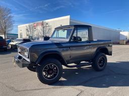 1973 Ford Bronco day cab / half cab