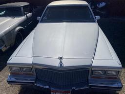 [NO RESERVE] 1988 Cadillac Brougham Sedan