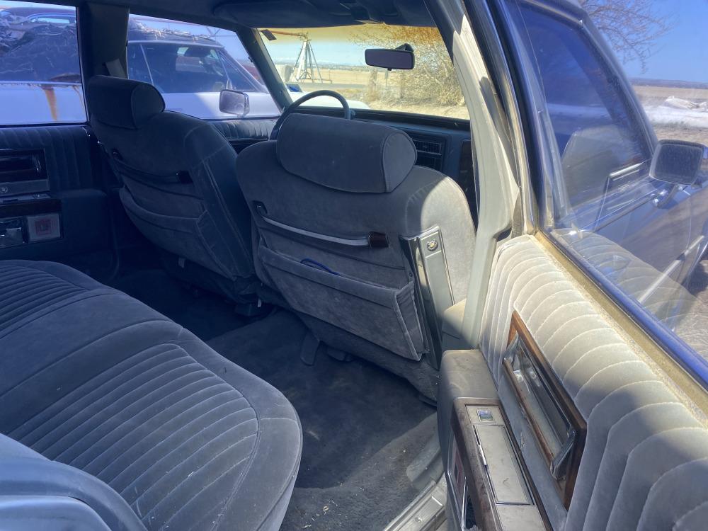 [NO RESERVE] 1988 Cadillac Brougham Sedan